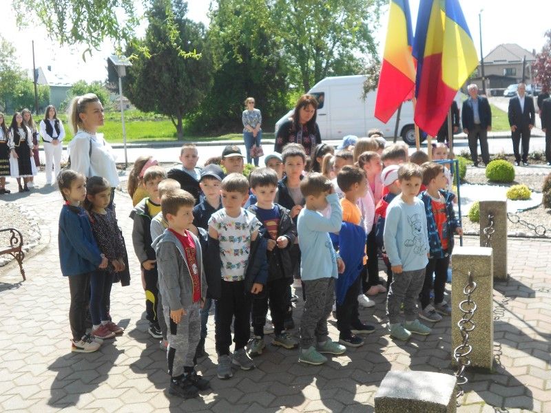 „Ziua Independenței Naționale a României” sărbătorită la Luduș
