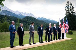 G7 se angajează să contribuie la reconstrucția Ucrainei