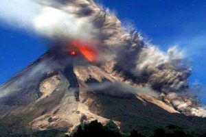 Vulcan periculos în Filipine