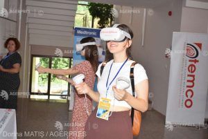 Aplicație de realitate virtuală pentru studenții UMFST