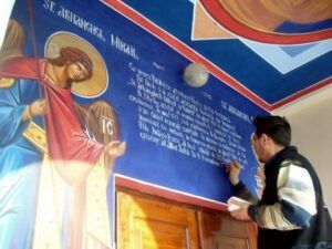 Biserică mureșeană, în căutare de pictori de fresce