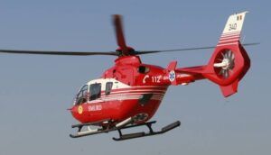 Fetiță rănită într-un accident adusă la Târgu Mureș cu elicopterul SMURD