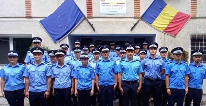 36 de cadre militare avansate în grad la Jandarmi