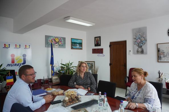 Parteneriat încheiat la Inspectoratul Școlar Județean Mureș