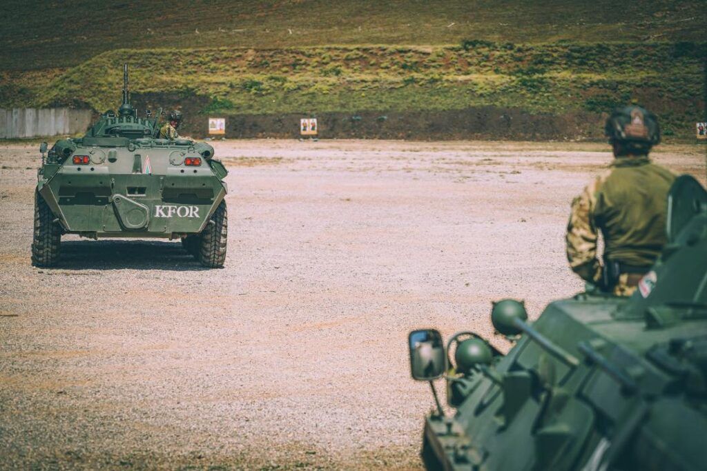 Forța NATO pregătită să intervină în Kosovo