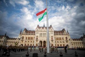 Ungaria încearcă să prevină utilizarea incorectă a fondurilor UE