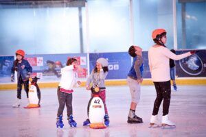 Start de sezon la patinoarul artificial ”Mureșul”