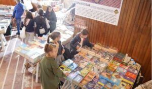 Bookfest, agora infinită a cărților, și-a deschis porțile la Târgu Mureș