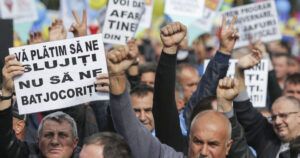 Protest sub egida ”Criza costului vieții” la Târgu Mureș