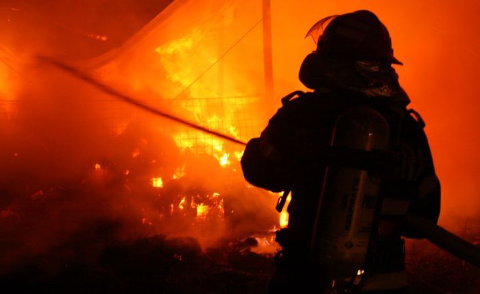 Incendiu nocturn într-o gospodărie din Sovata