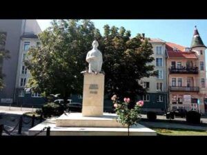 Târgu Mureș: Statuia lui Nicolae Bălcescu, mutată și dezvelită oficial