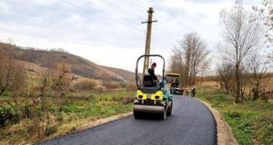 FOTO: Investiție în infrastructura rutieră din Râciu