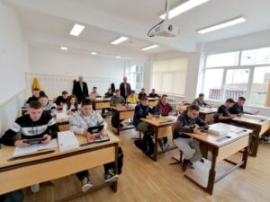 FOTO: Liceul Silvic Gurghiu, reabilitat, modernizat și dotat la cele mai înalte standarde