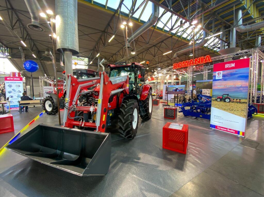 Tractoare IRUM expuse în Bologna, la o expoziție internațională