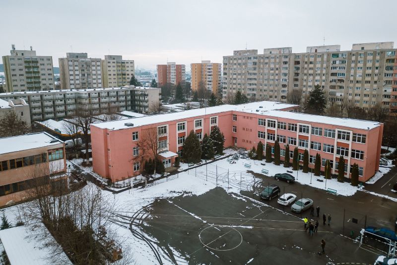 Reparații majore la o școală din Târgu Mureș