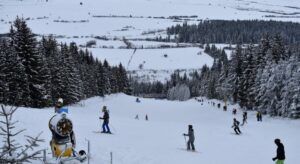 Pârtia Toplița, paradis al sporturilor de iarnă. Tarife și program