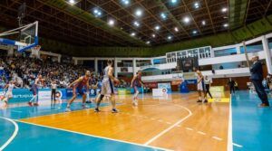 Succes spectaculos pentru baschetbaliștii de la CSM Târgu Mureș