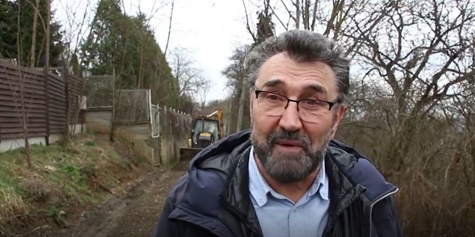 VIDEO: Unii promit, alții fac. Strada Posada din Târgu Mureș reabilitată de consilierul local Radu Pescar