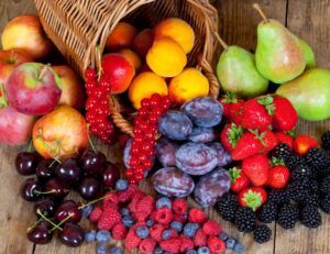 Producția de fructe, în creștere în județul Mureș. Ce spun statisticile