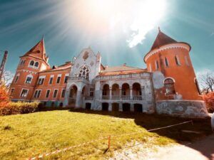 Forța Dreptei Mureș propune transformarea Castelului ”Ugron” în Centru de Vârstnici