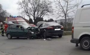 Accident între trei autoturisme în Sâncraiu de Mureș