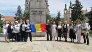 Ziua Națională a Costumului Tradițional din România sărbătorită la Târgu Mureș