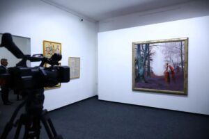 FOTO: Capodopere ale artei românești moderne expuse la Palatul Culturii din Târgu Mureș