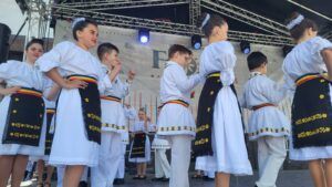 Bogăţie şi diversitate folclorică autentică la Târgu-Mureş