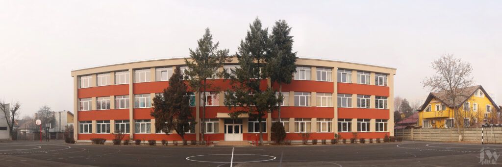 ”Poezia minții”, la Școala Gimnazială ”Dacia” din Târgu Mureș