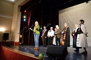 FOTO: Prefectul de Mureș, aprecieri pentru Maifest, sărbătoarea sașilor din Reghin
