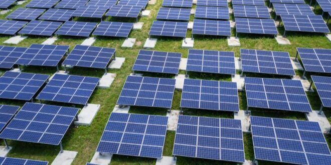 Parc fotovoltaic de 4,9 megawați în pregătire la Iernut