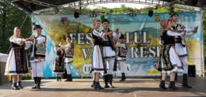 Tradițiile prind viață la ediția XVII a Festivalului Văii Mureșului