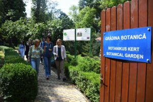 La Mulţi Ani Facultatea de Farmacie şi Grădina Botanică UMFST Târgu-Mureş!