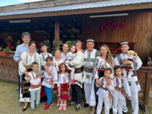 Familia Gliga, promotoare a tradițiilor