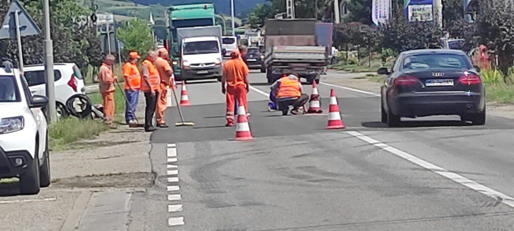 Senzori de viteză în asfalt, pe DN 15, în Sângeorgiu de Mureș