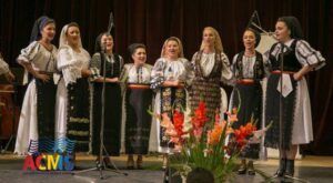 Concert de folclor în cetatea medievală din Târgu Mureș