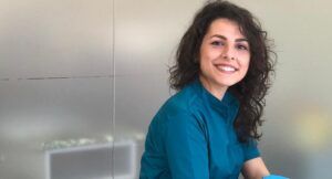 Interviu cu Szabina Barothi, șefa de promoție la Medicină dentară, linia de studii maghiară