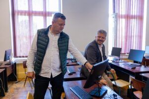 Laboratoare noi de informatică la ”Unirea” și “Bolyai”
