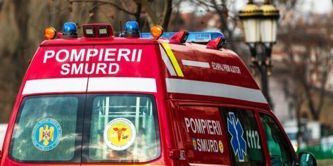 Autoturism cu șapte pasageri adulți răsturnat în Sărmășel Gară