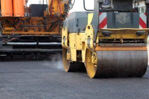 Contract de 3,9 milioane de euro pentru asfaltarea a 23 de străzi din Sovata