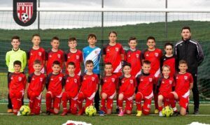 Kinder: Victorie înaintea debutului la Budapest Youth Cup