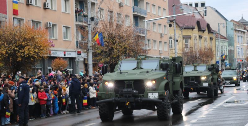 VIDEO: Paradă militară la Târgu Mureș, de Ziua Națională a României