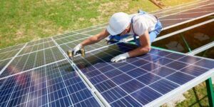 Investiție cu peste 1.400 de panouri fotovoltaice în Târgu Mureș