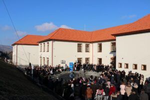 Școală modernizată în Gănești. „Cea mai mare realizare din ultimele decenii”