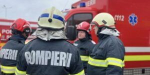 Incendiu puternic la o magazie de pe strada Călimanului, Târgu Mureș