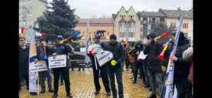 VIDEO- Protest al polițiștilor Sindicatului Europol Mureș: „Ne-a ajuns cuțitul la os!”