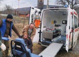 Ambulanță nouă prin proiectul „Sate Sănătoase”