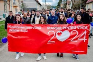 FOTO: ”Marș pentru Viață”, la Sărmașu