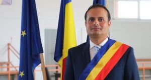 Valer Botezan, candidat pentru al doilea mandat de primar la Sărmașu