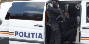 UPDATE: Mureș - Percheziții într-un dosar de ”abuz de încredere” la o firmă de transport rutier. Trei bărbați, reținuți!